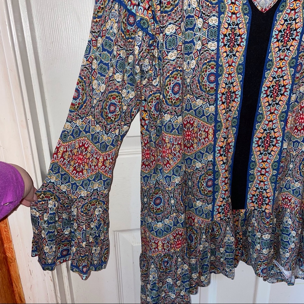Multicolor patterned blouse - Picture 3 of 3